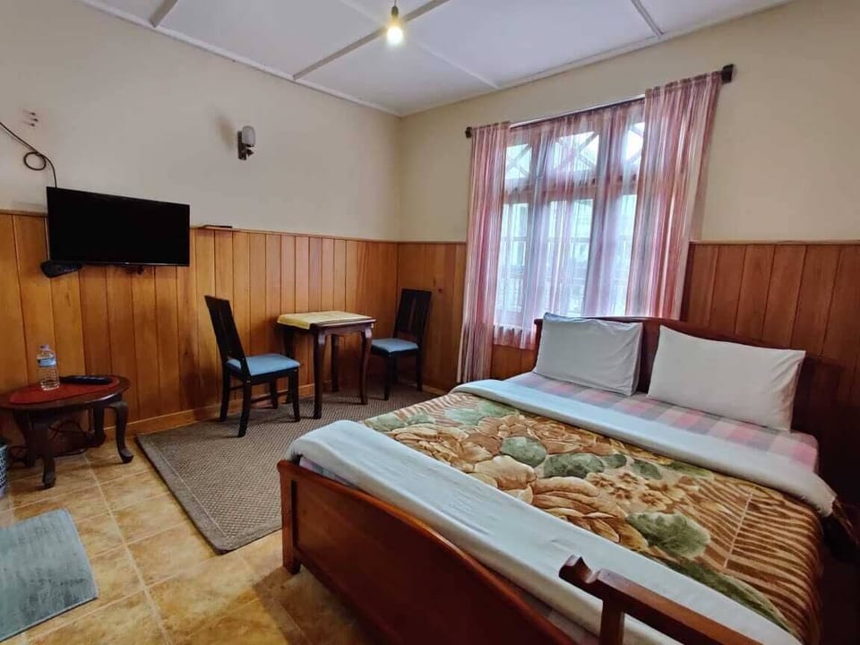 Deluxe Double Room | Premium bedding, desk, laptop workspace, free WiFi
