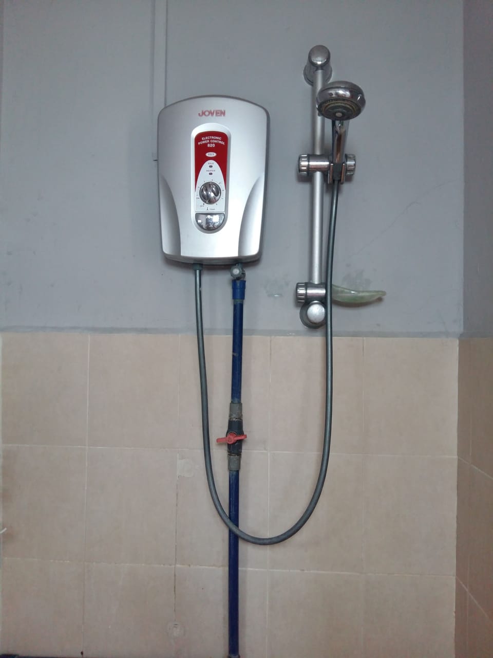 Hair dryer, towels