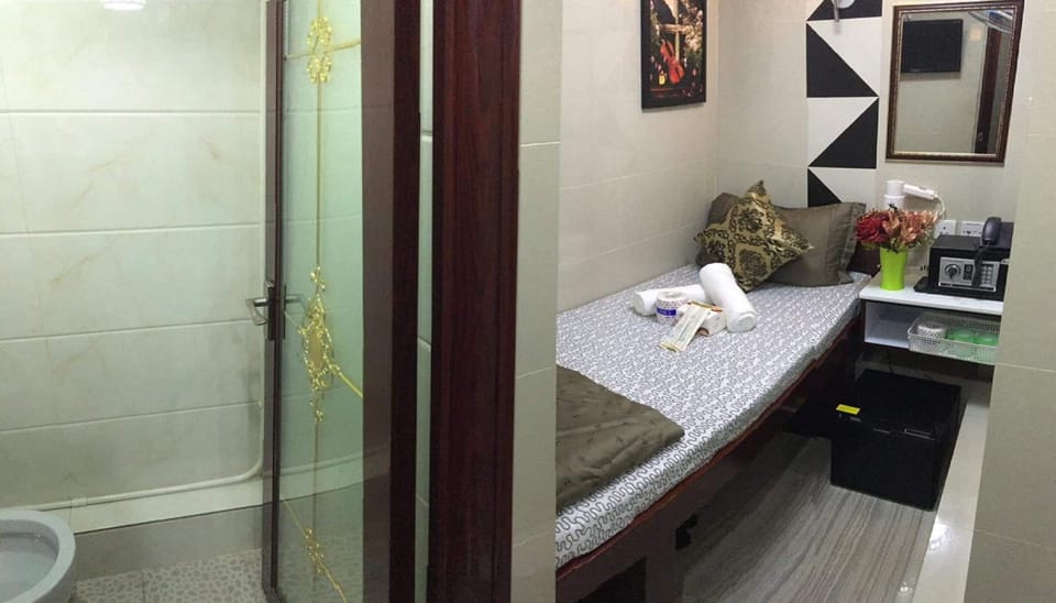 In-room safe, free WiFi