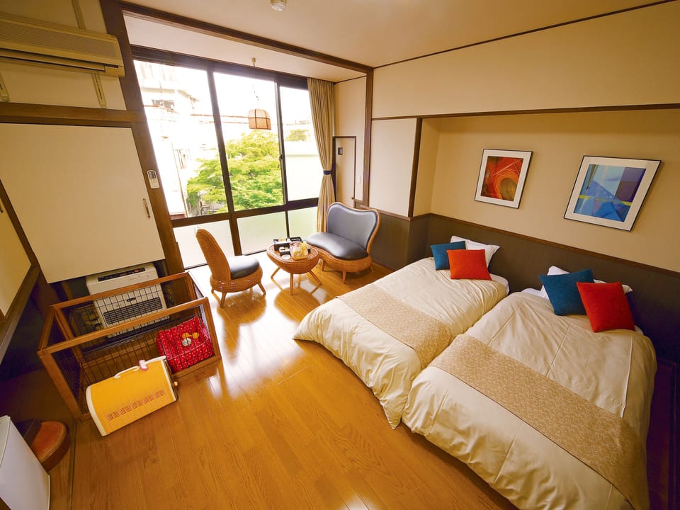 Dog Friendly - Twin Room, Smoking, Annex Building, Shared Bath | In-room safe, WiFi (free)