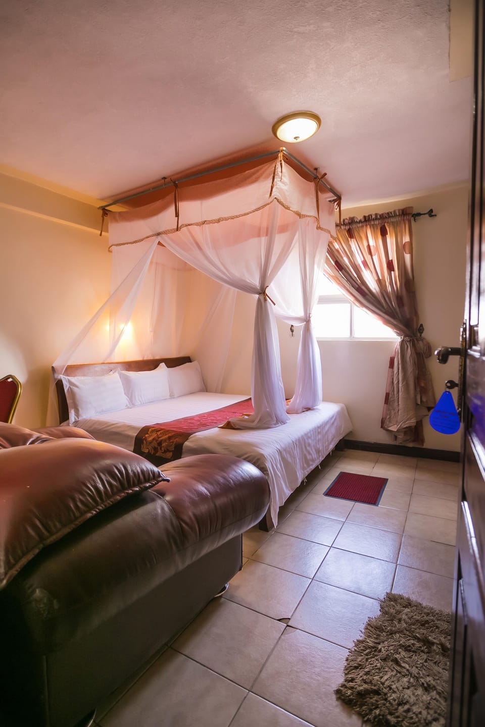 Standard Double Room | Desk, blackout drapes, soundproofing, iron/ironing board