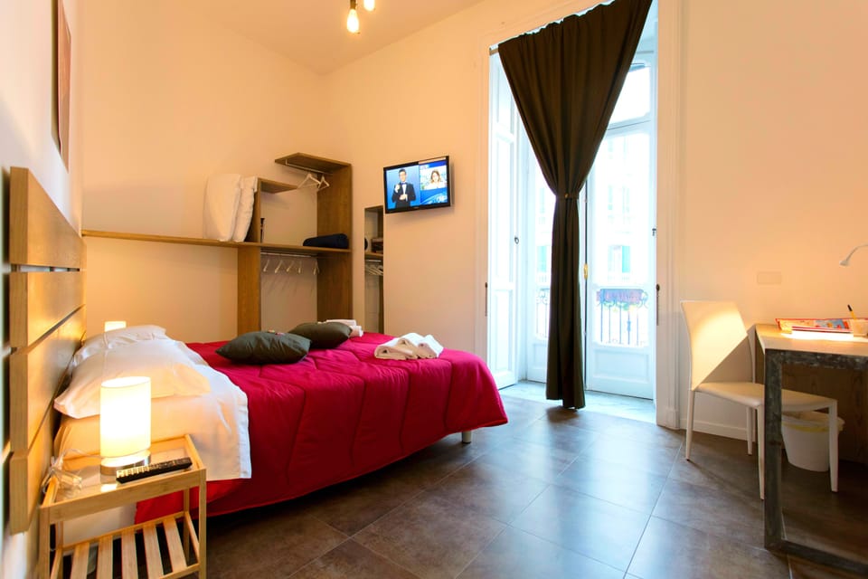 Deluxe Double Room | Desk, soundproofing, free WiFi, bed sheets