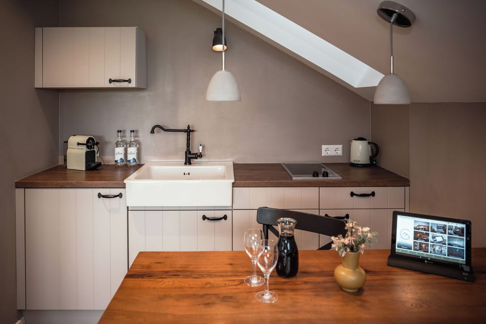 Apartment, Balcony | Private kitchen