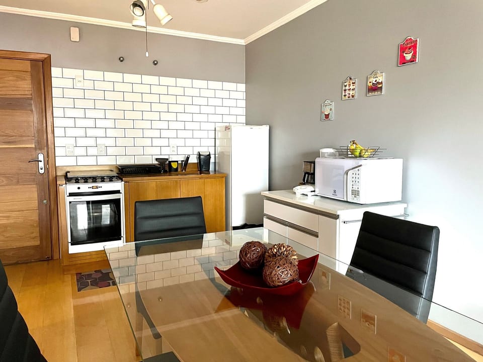 Apartment, 1 Bedroom | Private kitchen | Fridge, microwave, coffee/tea maker, cookware/dishes/utensils