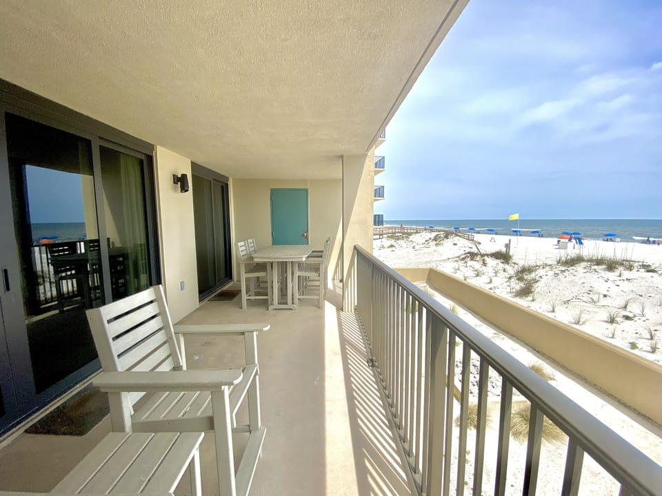 Condo, 2 Bedrooms, Balcony, Beachfront | Balcony