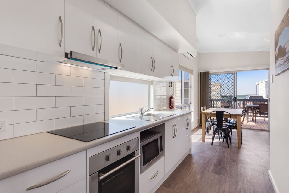 Deluxe 2 Bedroom Cabin - Sleeps 5 | Private kitchenette | Fridge, microwave, stovetop, electric kettle