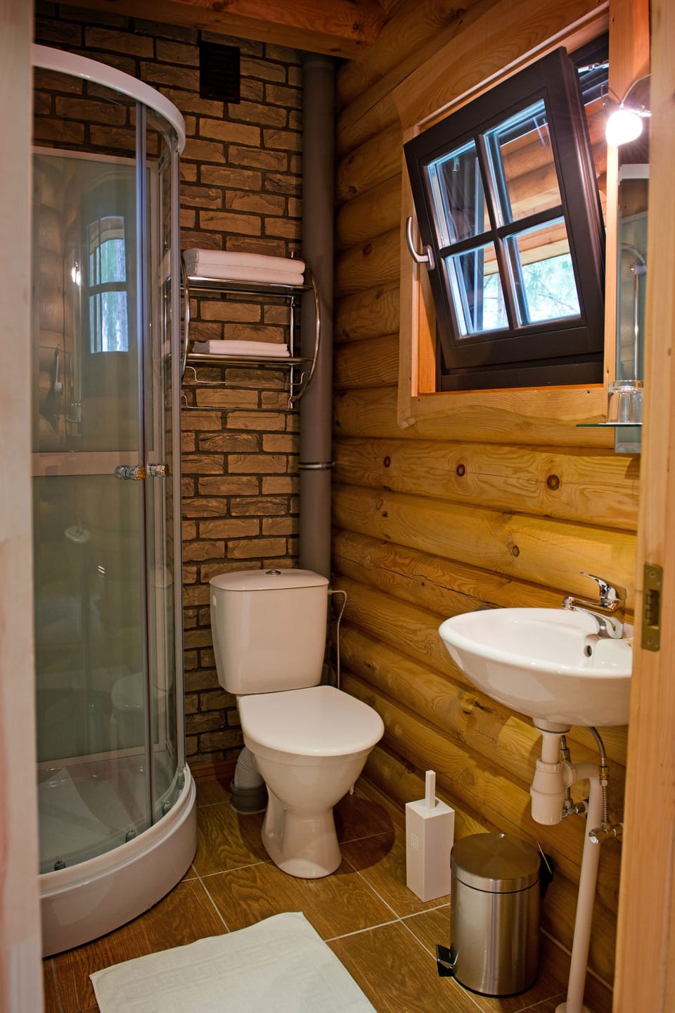 Shower, free toiletries, hair dryer, bathrobes