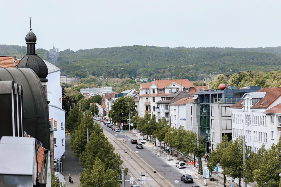 Suite, 1 King Bed | In-room safe, desk, soundproofing, iron/ironing board