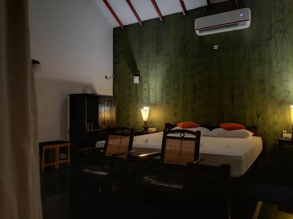 Deluxe Double Room, Garden View | 1 bedroom, premium bedding, memory foam beds, in-room safe