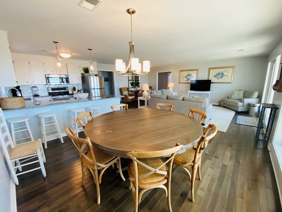 House, 4 Bedrooms | Interior