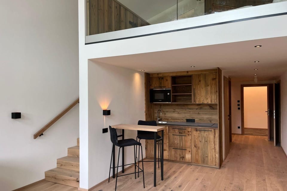 Suite (Garten-Glück) | Private kitchen | Mini-fridge, electric kettle, highchair