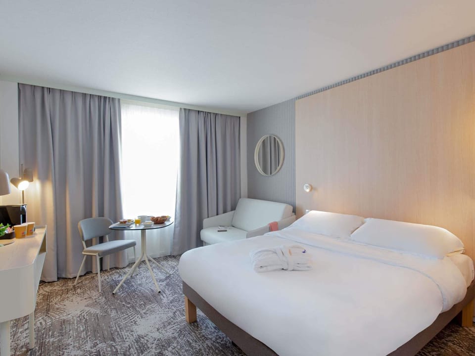 Executive Room, 1 Double Bed with Sofa bed | Desk, blackout drapes, soundproofing, WiFi (free)