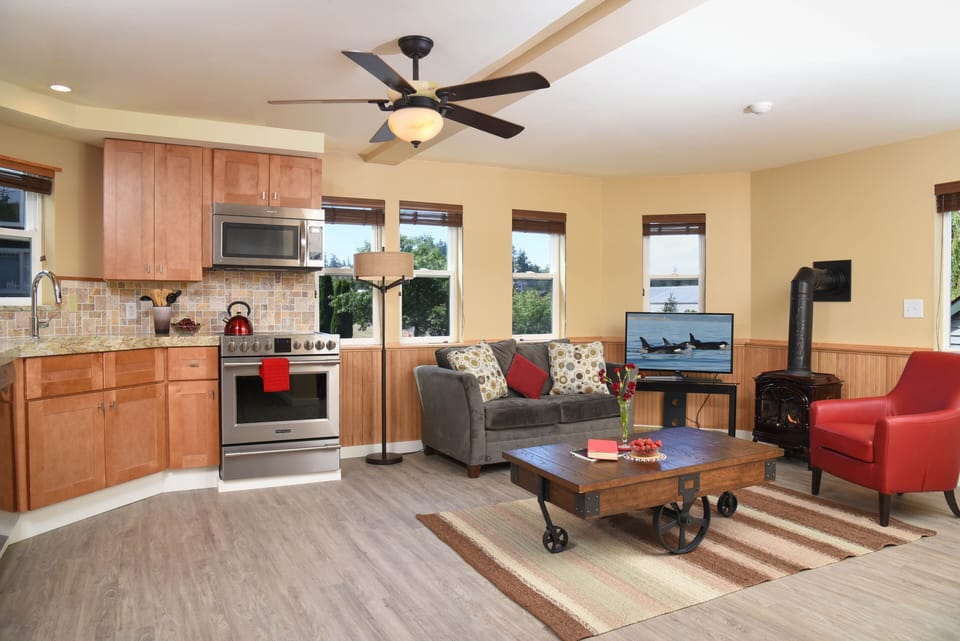 Superior Suite | Living area | Smart TV