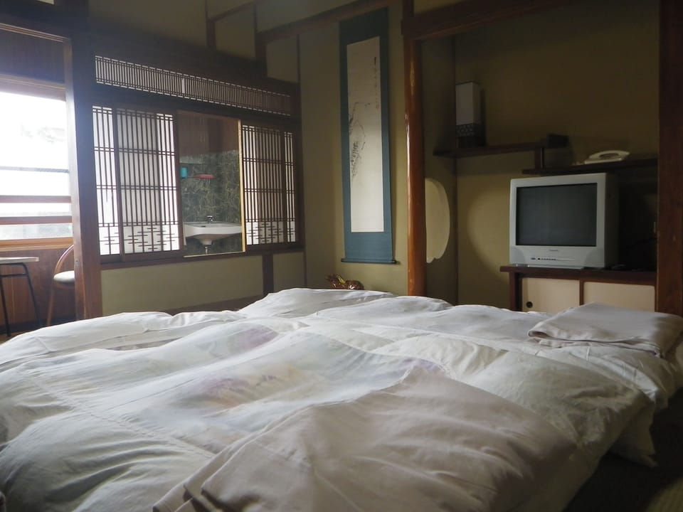 Basic Quadruple Room | Individually decorated, desk, free WiFi