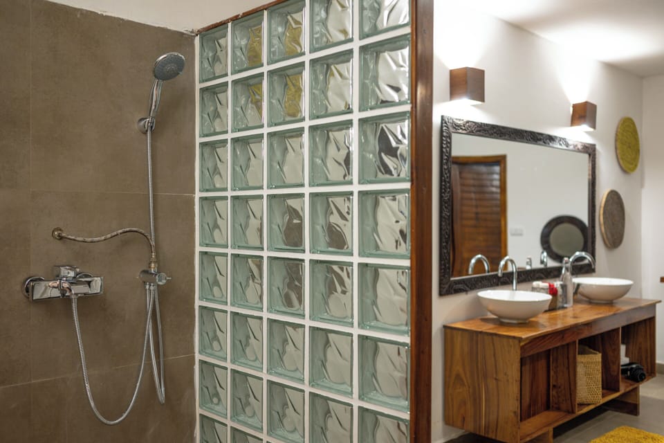 Villa (Villa with Shared Pool) | Bathroom | Shower, free toiletries, hair dryer, bidet