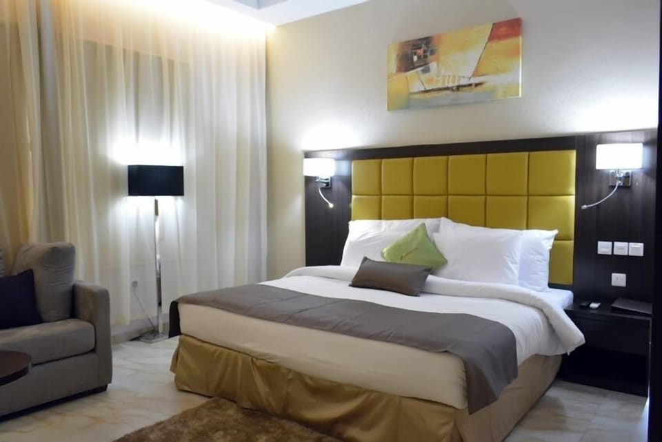 Room, City View (Super King) | In-room safe, desk, rollaway beds, free WiFi