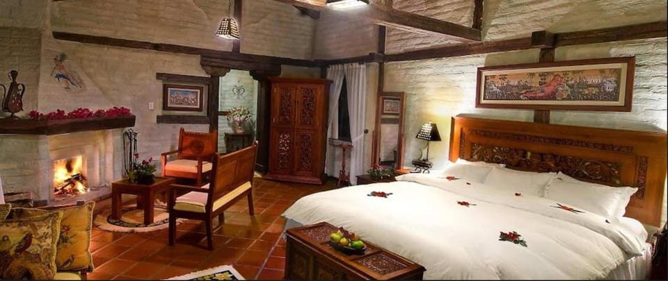 Junior Suite, Jetted Tub | 1 bedroom, premium bedding, pillowtop beds, in-room safe