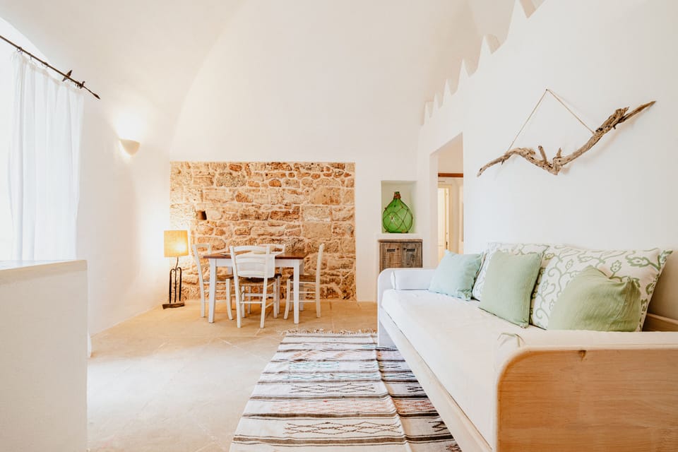 Junior Suite | Premium bedding, down comforters, minibar, in-room safe