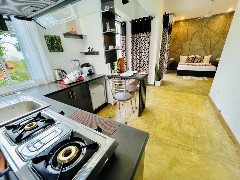 Premium Studio, 1 Bedroom | 1 bedroom, Egyptian cotton sheets, premium bedding, minibar