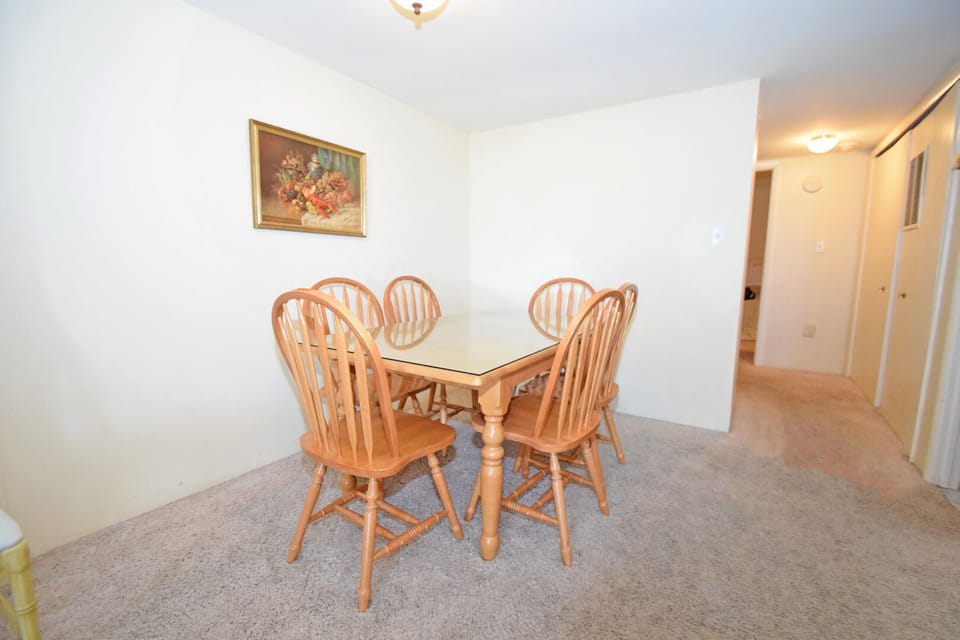 Condo, 1 Bedroom | Dining