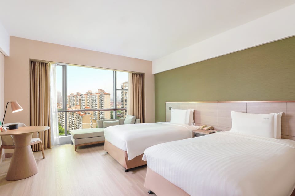 Minibar, in-room safe, desk, soundproofing