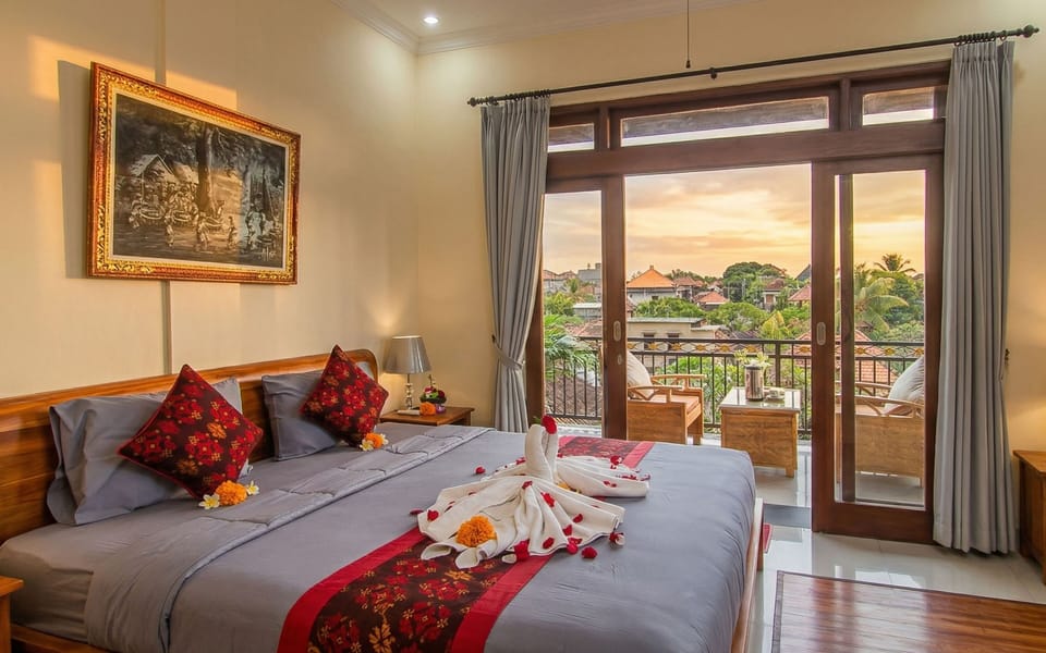 Superior Room | Desk, free WiFi, bed sheets