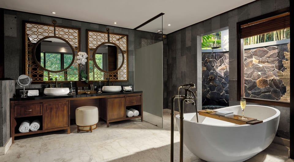 Separate tub and shower, deep soaking tub, rainfall showerhead