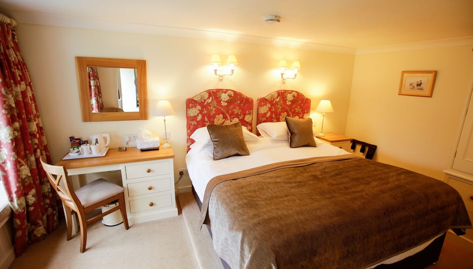 Twin Room | Iron/ironing board, free WiFi, bed sheets