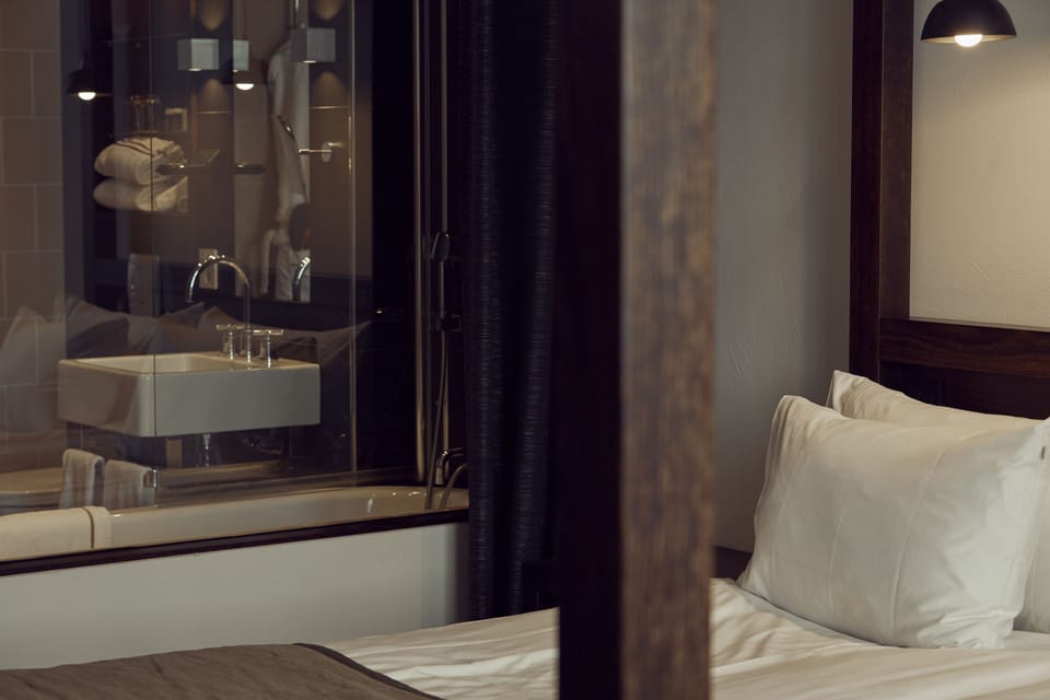 Double or Twin Room | Bathroom | Free toiletries, hair dryer, towels