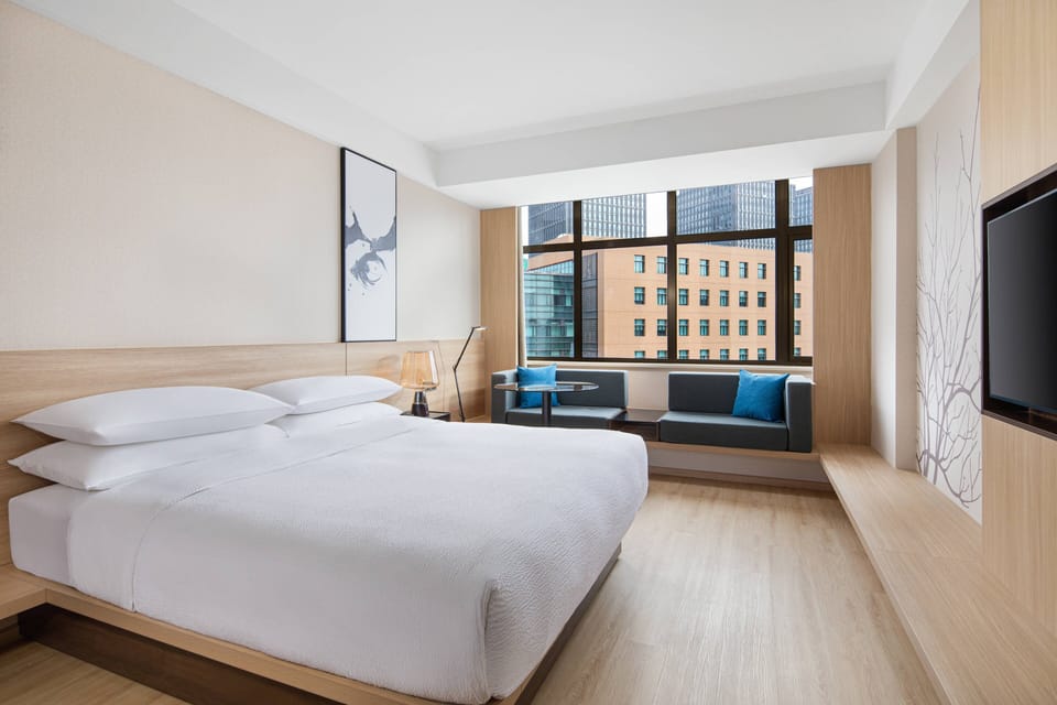 Premier Room, 1 King Bed, City View | Free WiFi