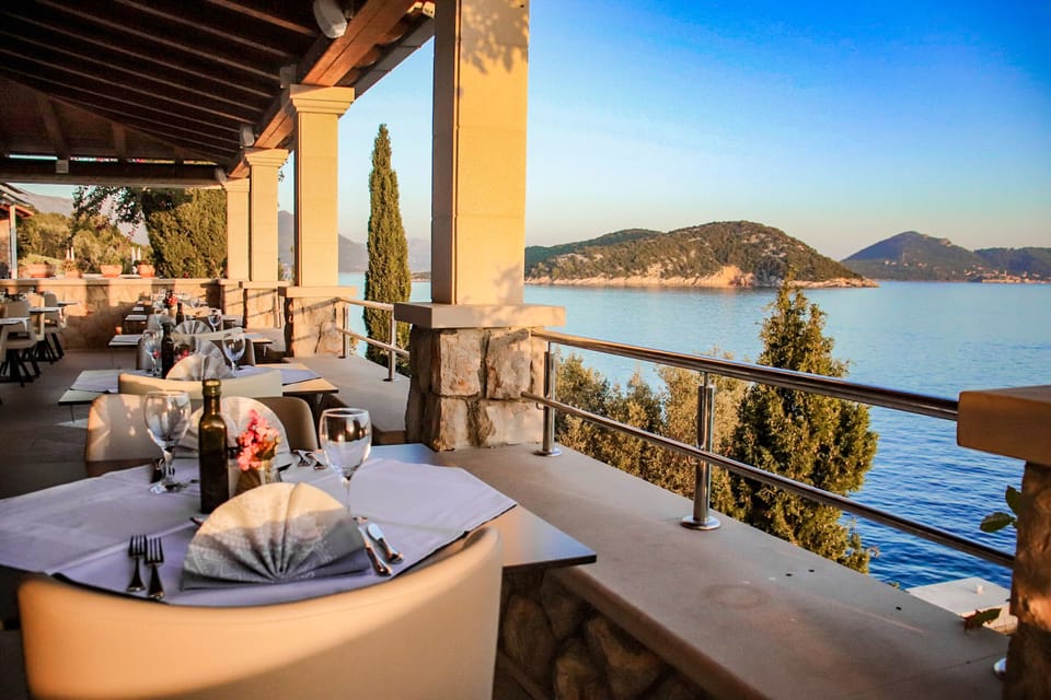 Mediterranean cuisine, pool views 