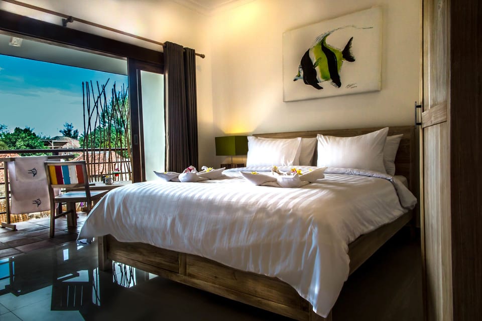 Deluxe Double Room, 1 Double Bed, Balcony | In-room safe, desk, blackout drapes, WiFi (free)