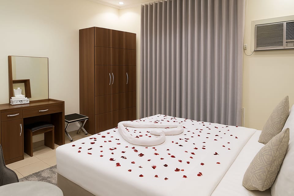 Room, 1 Bedroom | Hypo-allergenic bedding available, in-room safe, blackout drapes