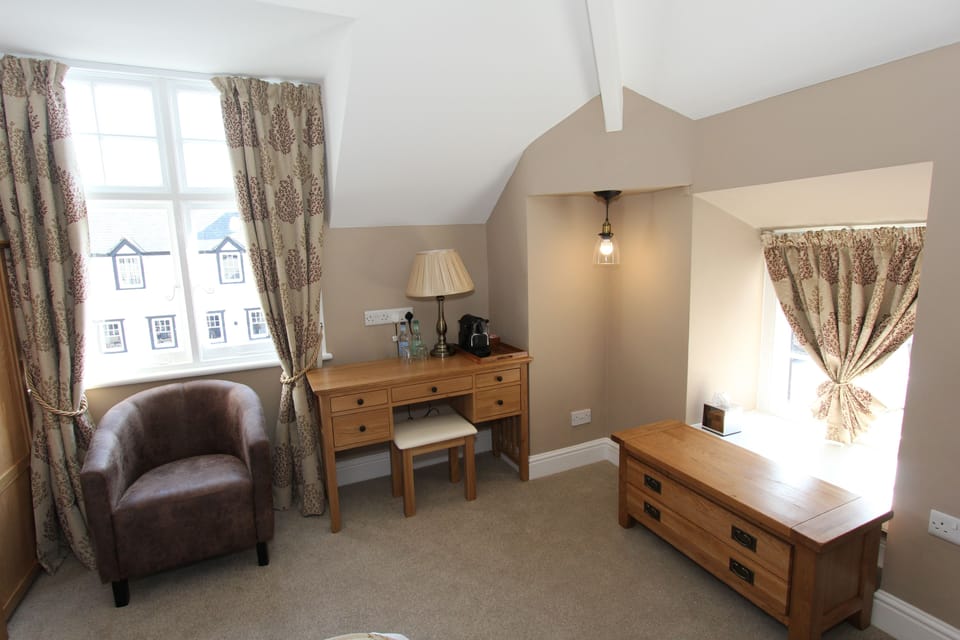 Superior Double or Twin Room | Premium bedding, in-room safe, individually decorated, blackout drapes