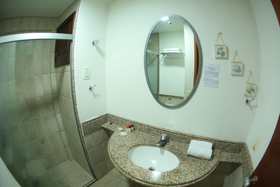 Shower, free toiletries, hair dryer, towels