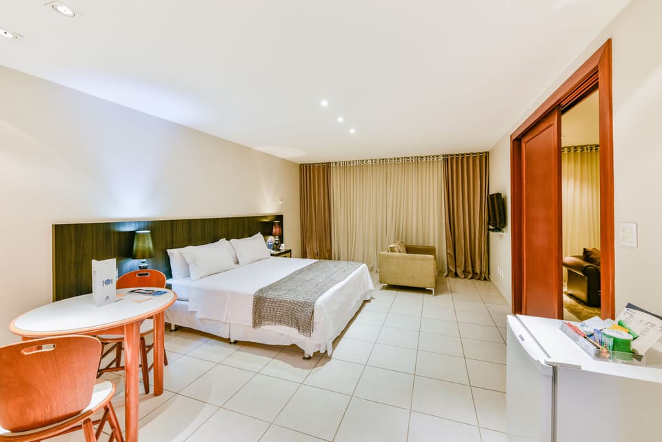 Suite Imperial | In-room safe, desk, laptop workspace, free WiFi