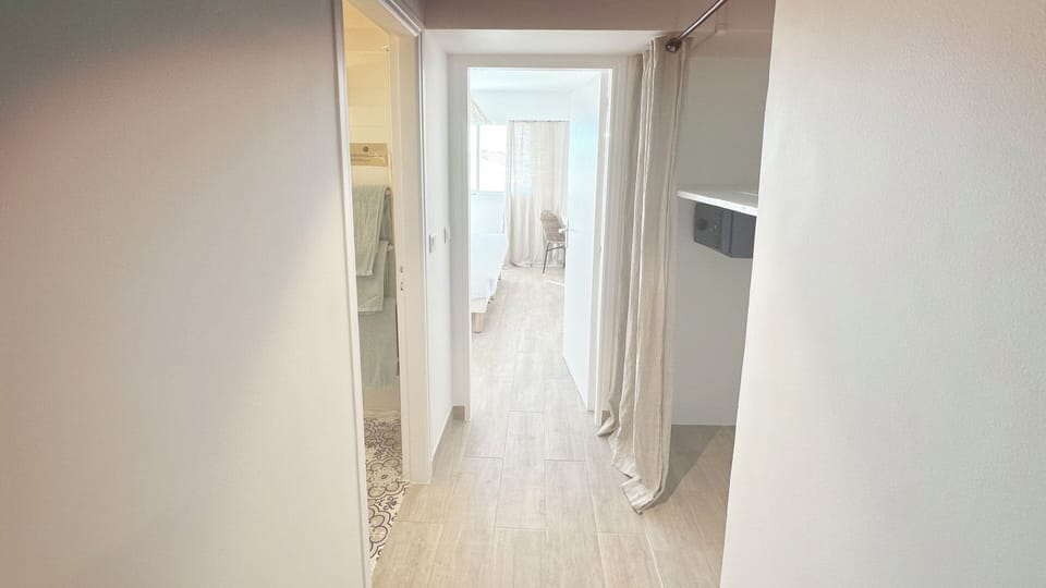 Double or Twin Room, Non Smoking | In-room safe, blackout drapes, soundproofing, iron/ironing board
