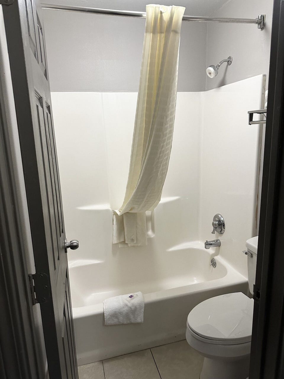 Free toiletries, towels, soap, toilet paper