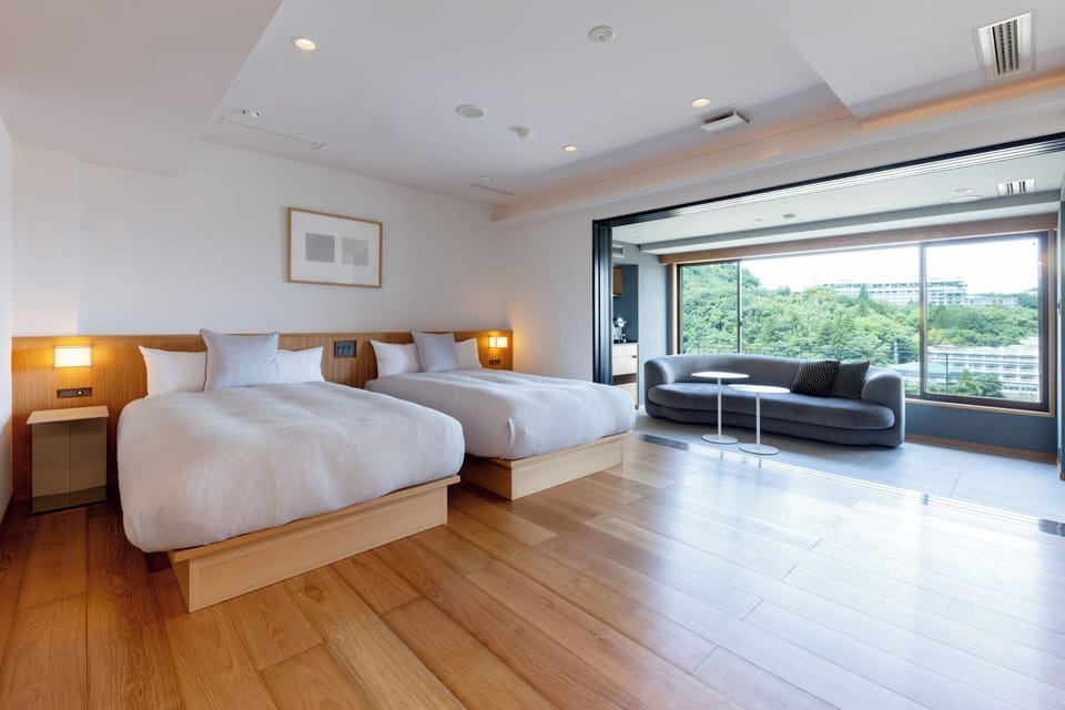 Executive Suite, Private Bathroom, Mountain View | Down comforters, in-room safe, blackout drapes, WiFi (free)