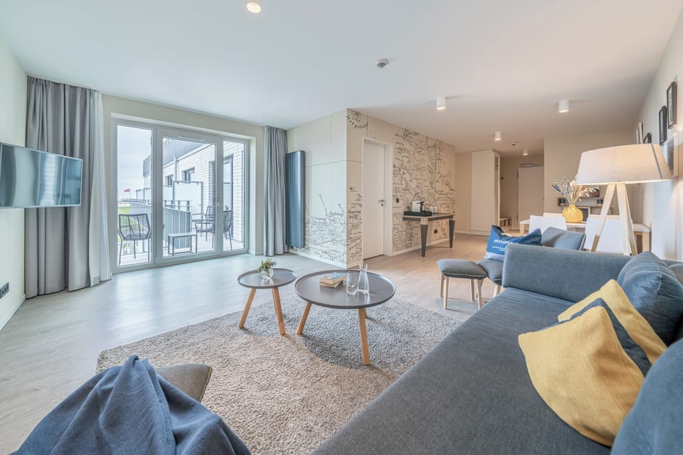 Suite, Sea View (Perle, also for family) | Hypo-allergenic bedding, in-room safe, soundproofing, free WiFi