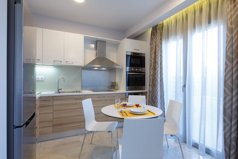 Eco Villa Complex | Private kitchen | Full-size fridge, microwave, oven, stovetop