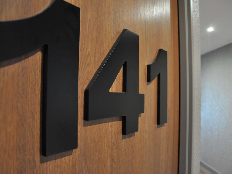 In-room safe, desk, soundproofing, free WiFi