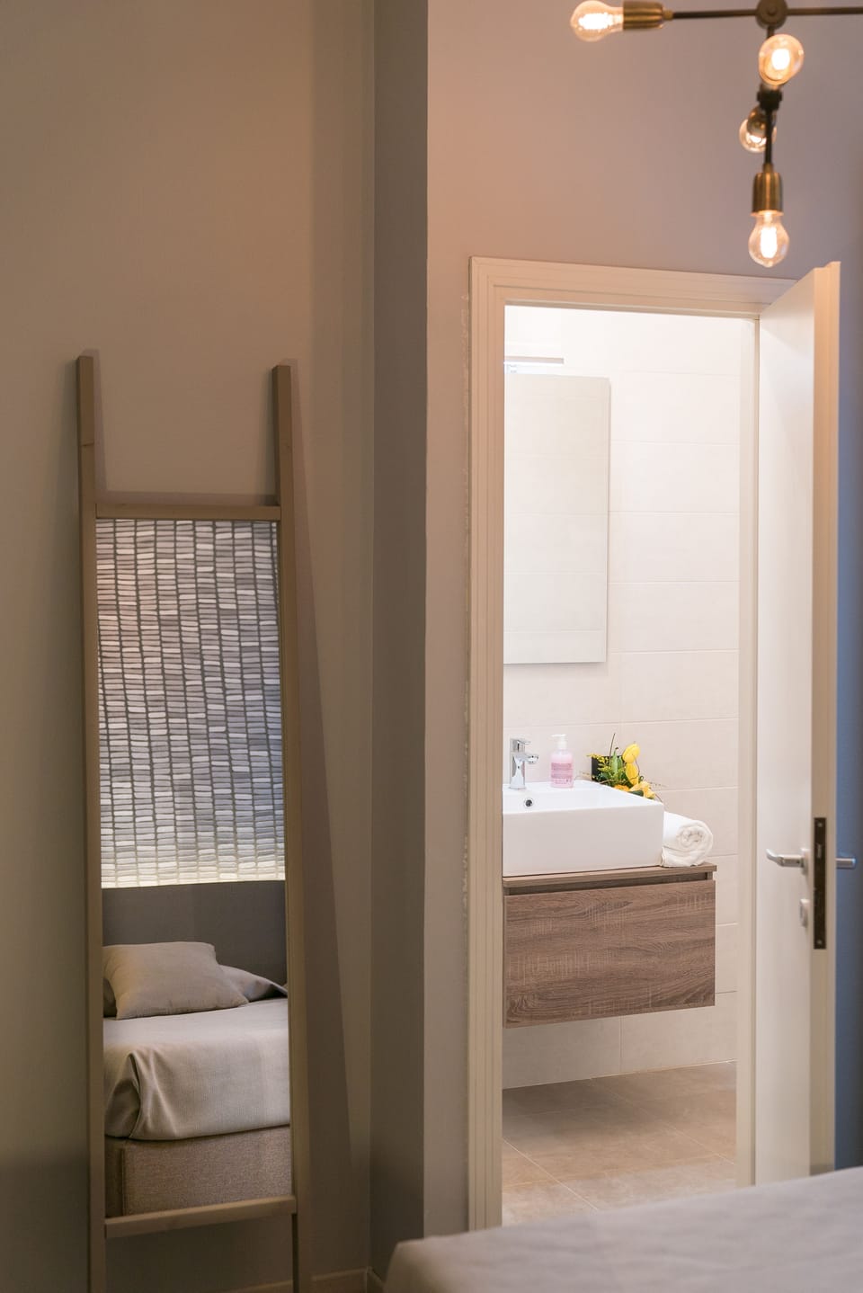Family Room | Desk, iron/ironing board, cribs/infant beds, free WiFi