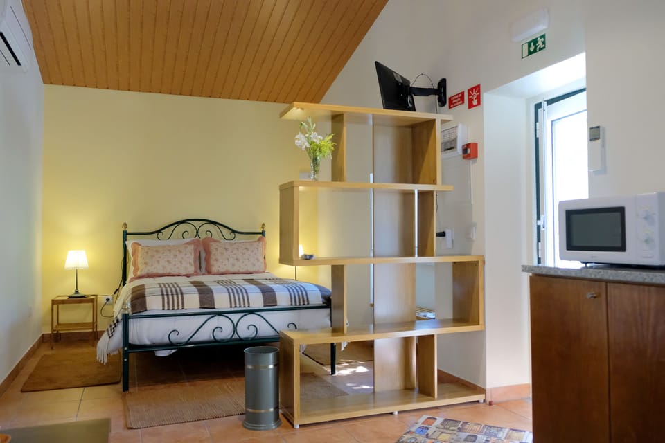 House (Casa do Queijo) | Soundproofing, free WiFi, bed sheets, wheelchair access