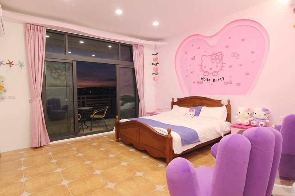 Classic Double Room | Premium bedding, down comforters, pillowtop beds, individually decorated