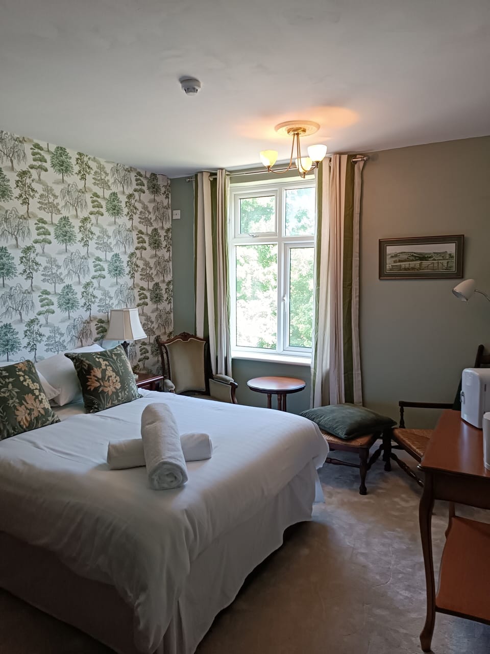 Double Room (Room 2) | Free WiFi, bed sheets