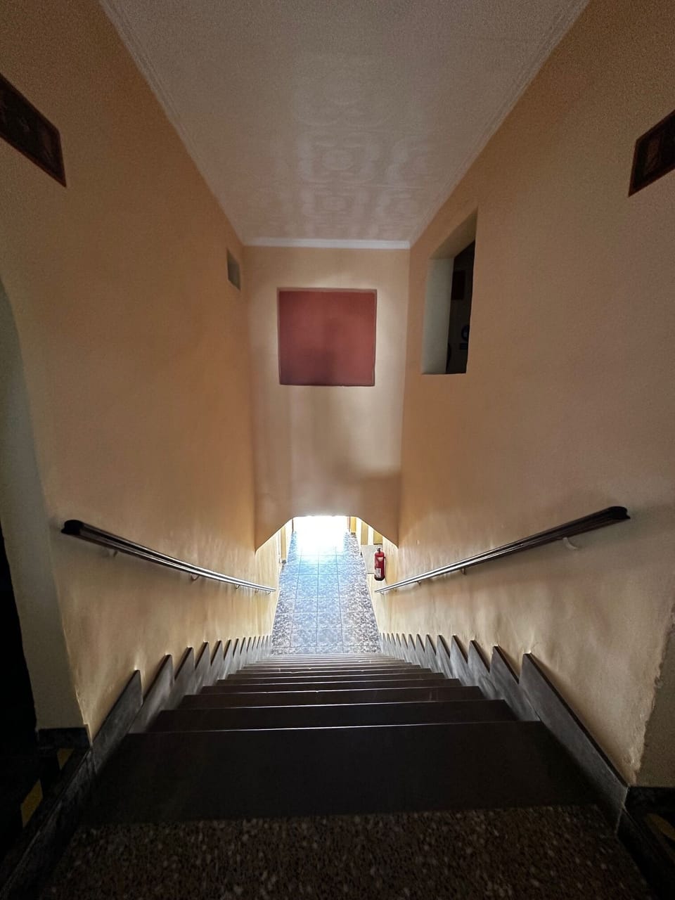 Handrails in stairways