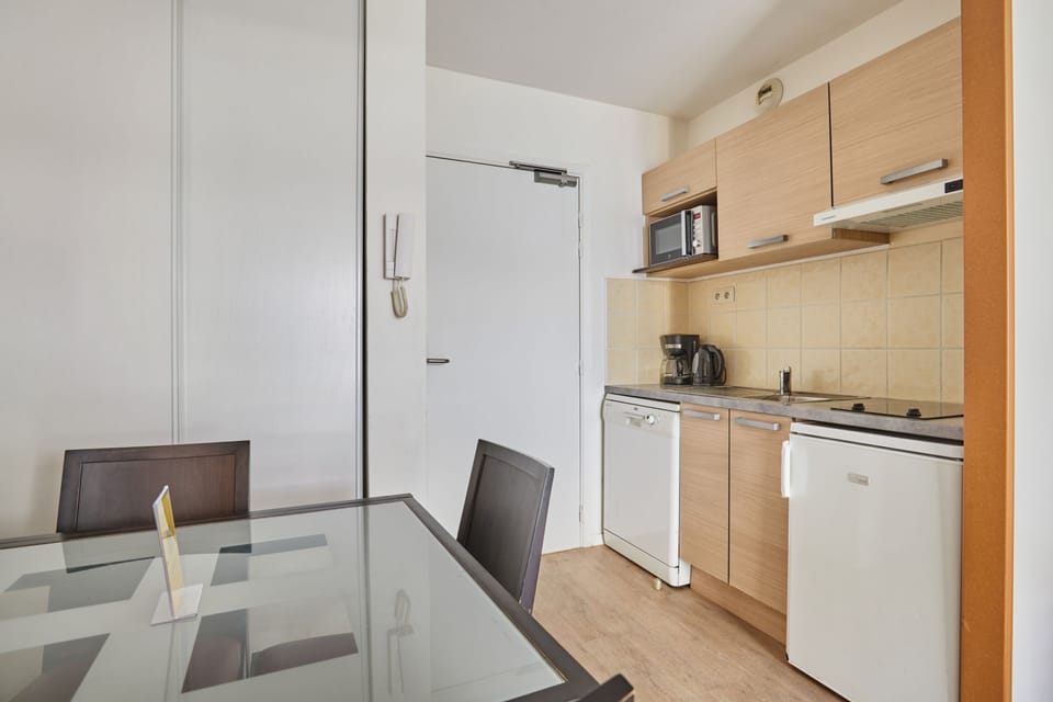 Private kitchenette