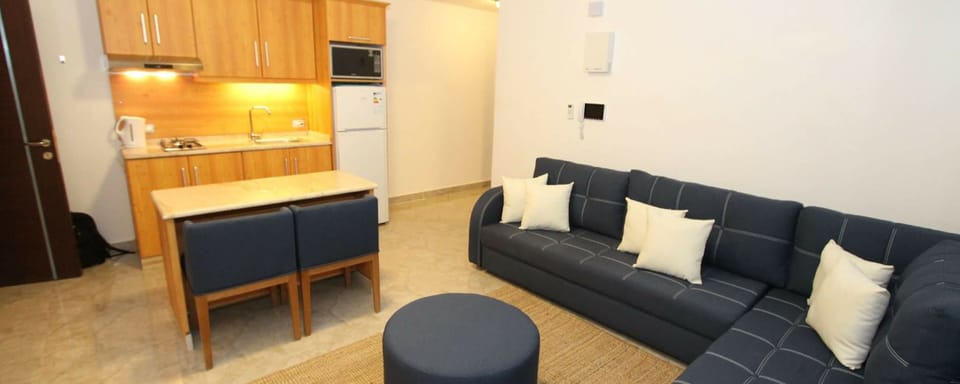Superior Apartment, 1 Bedroom | Living area