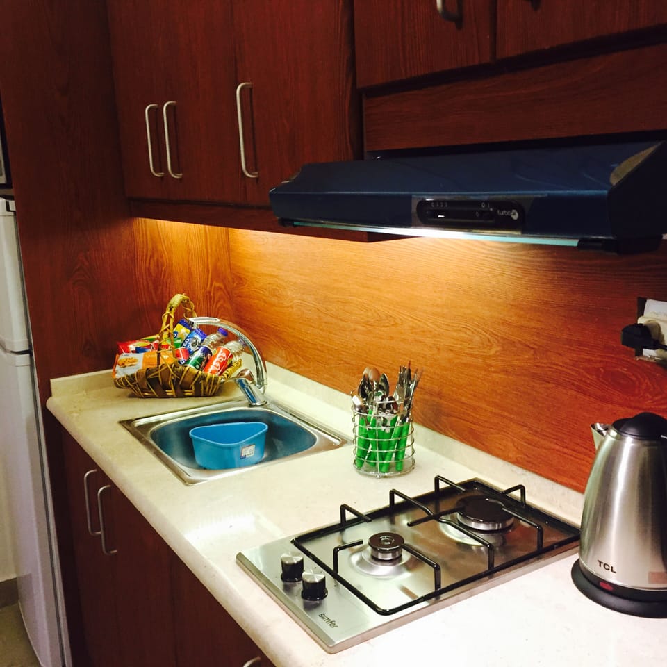 Business Apartment, 1 Bedroom, Patio | Private kitchen | Coffee/tea maker, electric kettle